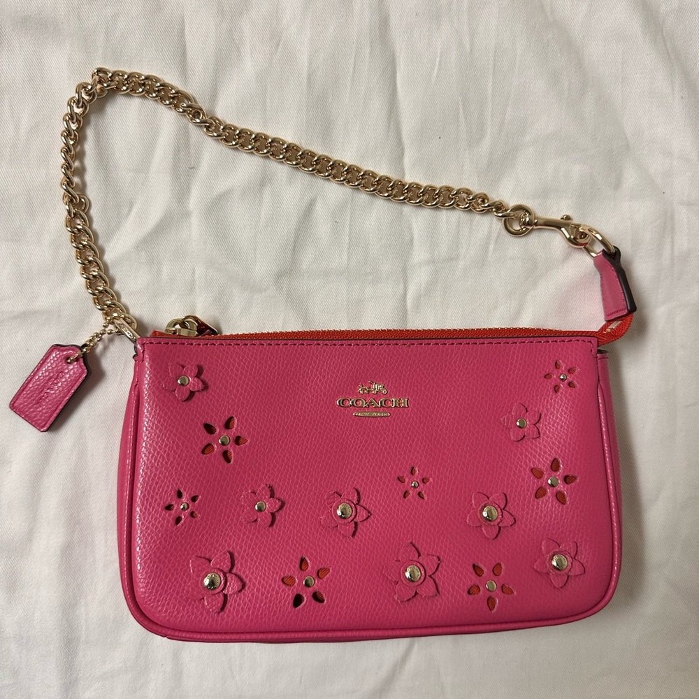 Authentic Coach Nolita 19 in pink